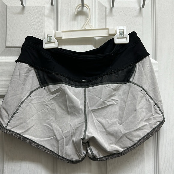 Lululemon Run Times Short II *4" Heather Lux Multi Black / Black - Picture 13 of 16